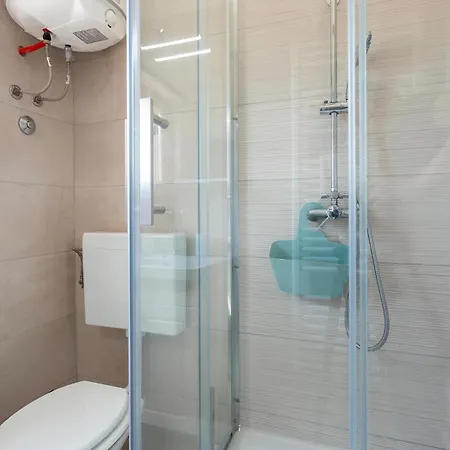 Appartement Cozy Apartment In Cabrunici With Wifi Cabrunici