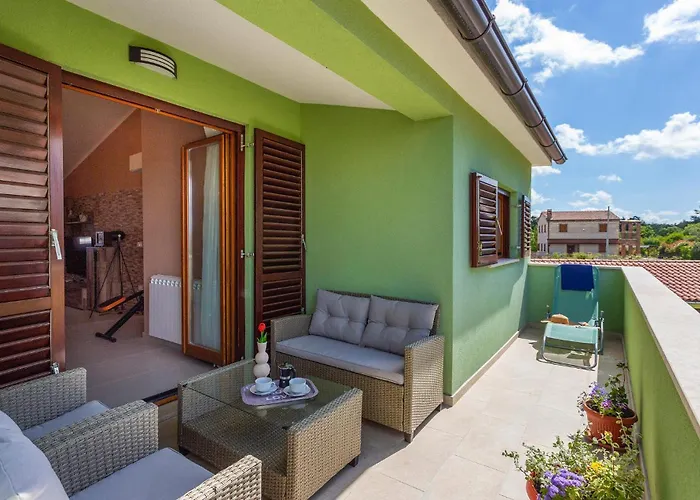 Beautiful In Appartement Cabrunici