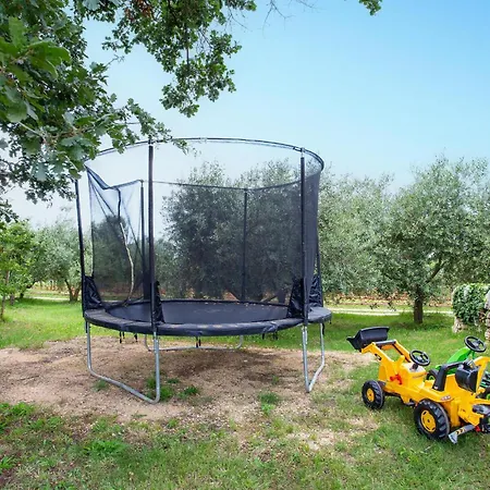 Beautiful In Apartament Cabrunici